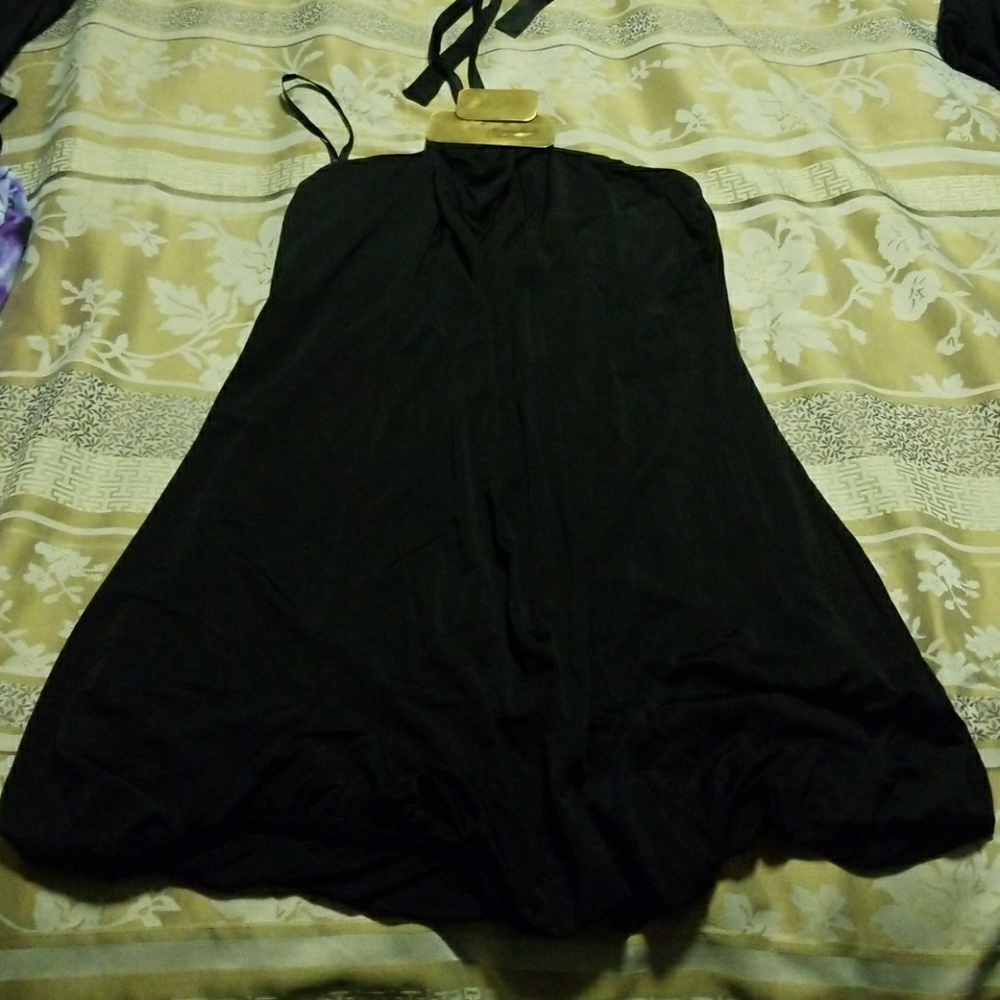 bebe bubble hem halter dress